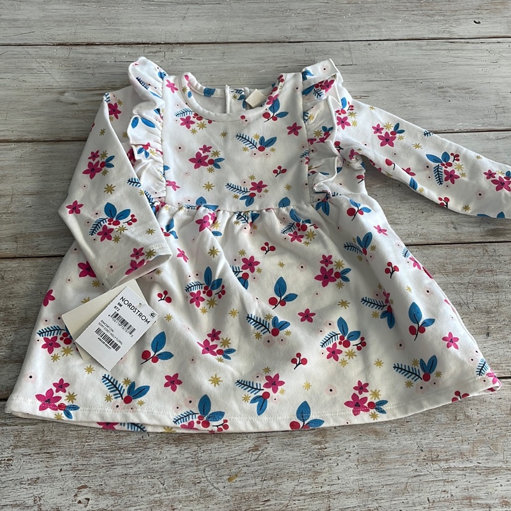 NEW Tucker + Tate dress